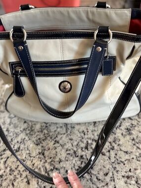 Coach purse Laura Kisslock blue and ivory